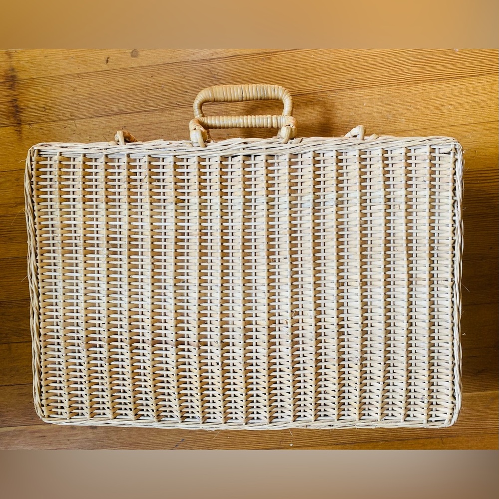 Vintage 60s Wicker Suitcase/Basket Purse
